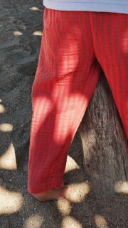 Vente flash ✨️
Depuis le temps que vous craquez sur nos vêtements en double gaze, on s’est dit qu’il était temps de vous proposer plein de nouveaux coloris!
.
Mais avant de mettre notre tout petit stock sur notre e-shop, rendez-vous en story pour en profiter en avant première!
Des prix attractifs sur les bloomers et pantalons avant extinction des stocks 🩷🩷
Vite vite vite!
Il ne faut pas tarder ✨️