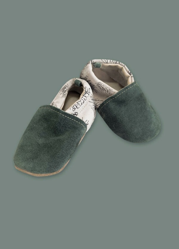 chaussons cuir souple premiers pas made in france cuir vert sapin