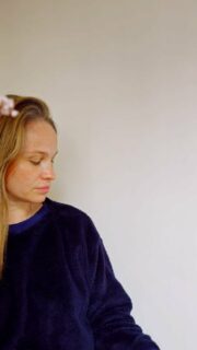 Seconde main ♻️
J’espere que vous n’avez pas prévu de regarder l’épisode final de Stranger things  ce dimanche soir... Car il y a la vente de seconde main Kapoune 🤩
.
Au programme, des modèles femme, seconde main ou prototypes et des pièces enfant du 3 mois au 6 ans !
Comme d’habitude, il y a très peu de vetements en grande taille donc il faudra être rapide! 

Prêt.es?