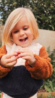 BACK IN STOCK ❤️

Vous l’avez réclamé.. On l’a fait! 
Nous avons recommandé du tissu pour pouvoir vous proposer un réassort de la veste tricolore et du swezt caramel!

Foncez-vite sur le shop si vous avez raté la vôtre 💙
-20% sur tous les modèles en pré-commande 

#kapoune #matchymatchy #précommande #madeinfrance #moderesponsable