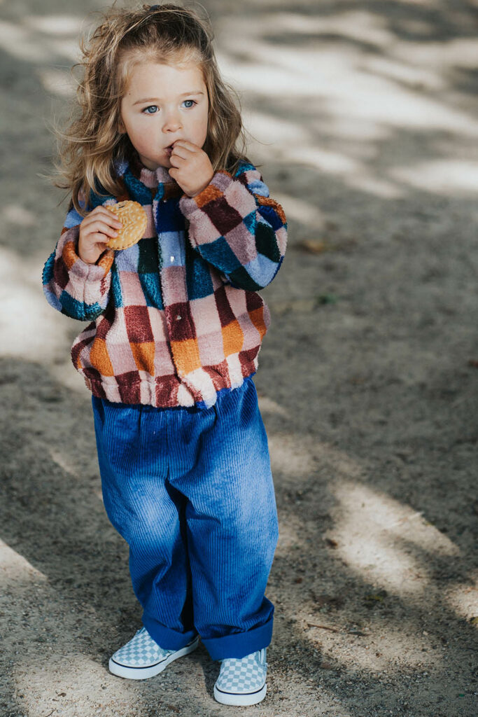 Vêtements bébé colorés originaux sale