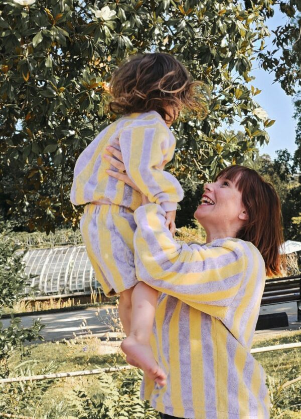 Duo sweats femme et enfant en éponge rayé lilas