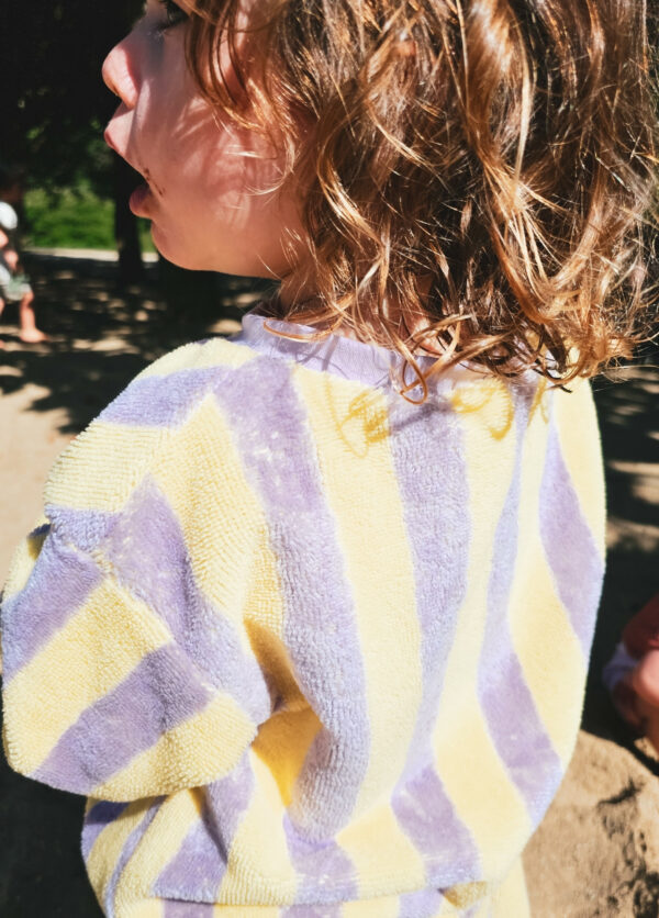 Sweat bébé et enfant éponge rayé lilas – Image 2
