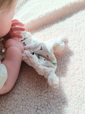 Doudou plat bébé en coton graphic